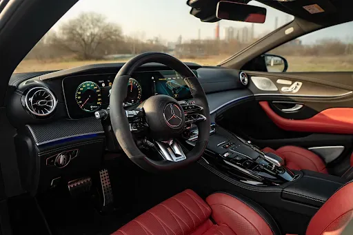 Wynajem samochodu sportowego