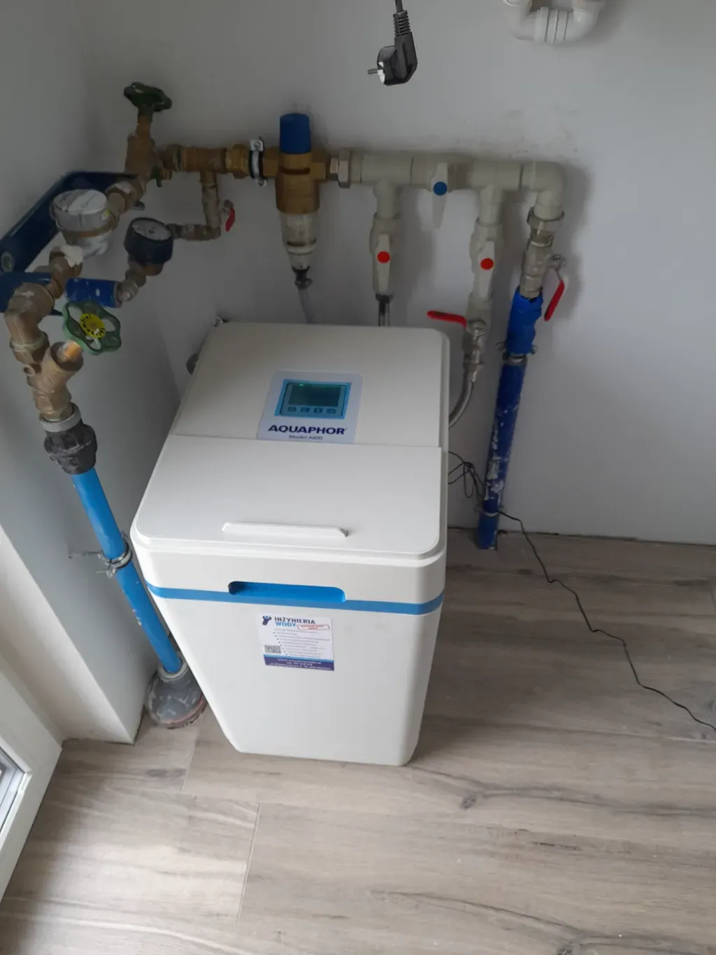 niewielki zmiękczacz wody