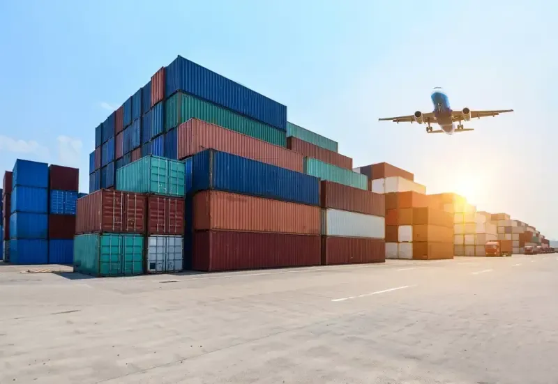 Jak zamówić transport z Chin do Polski?